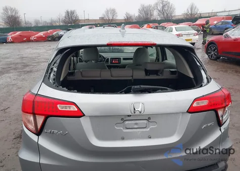 2017 Honda Hr-V Lx z USA, uszkodzony, nr VIN 3CZRU6H3XHG709808
